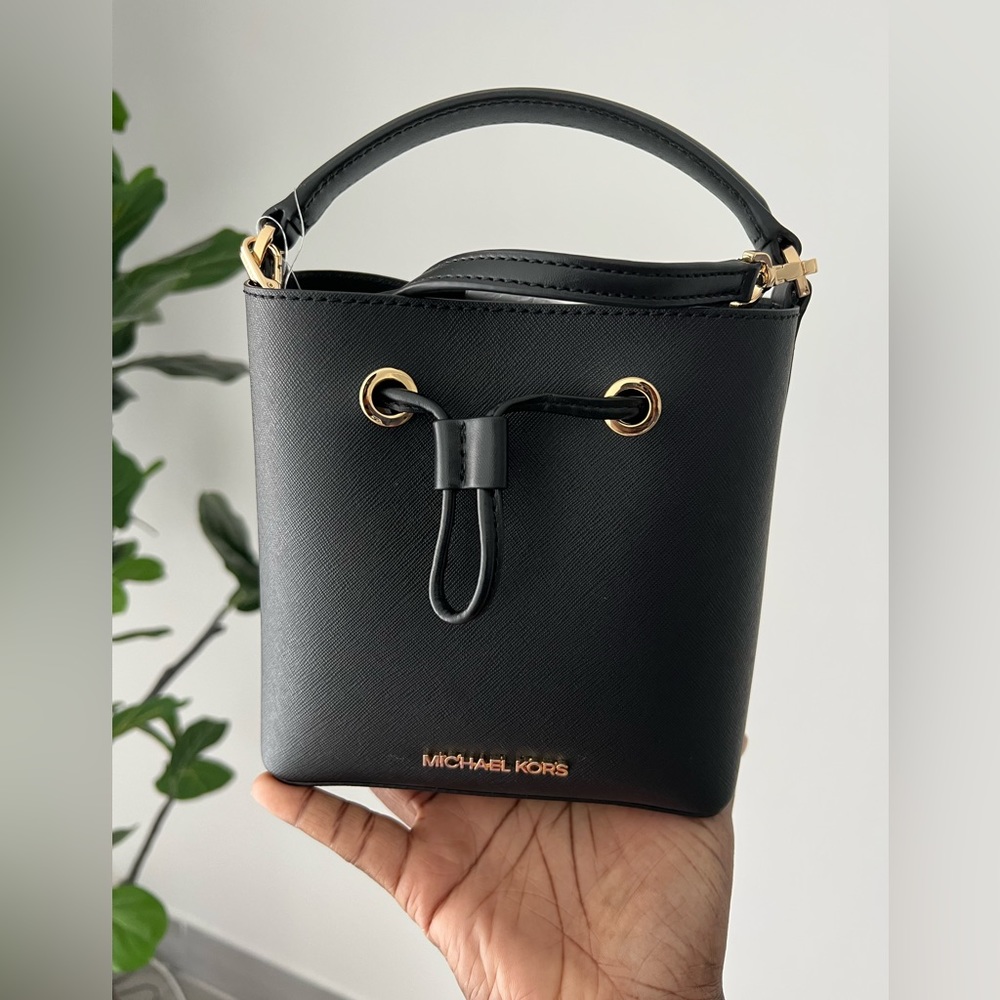 Michael Kors body strap bag